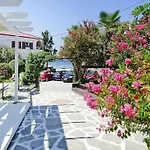 In Foura With A Balcony Or Terrace Апартаменты *