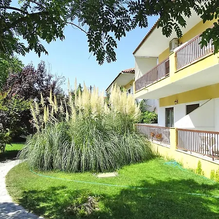 In Foura With A Balcony Or Terrace Daire *