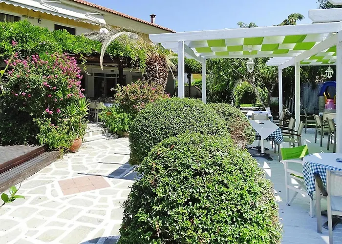 In Foura With A Balcony Or Terrace Апартаменты